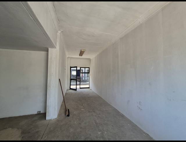 47M² OFFICE TO LET IN MELVILLE